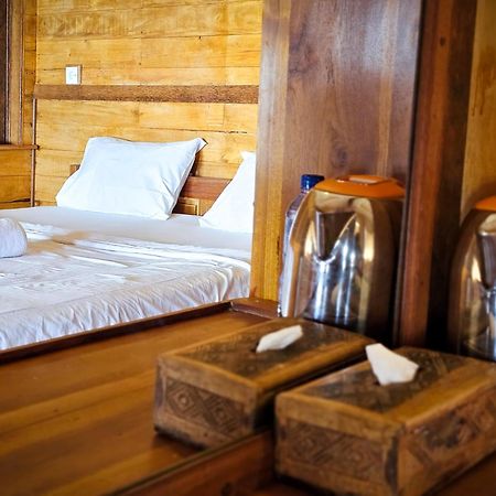Отель Malibu Huts Semaya Экстерьер фото