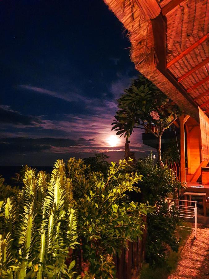 Отель Malibu Huts Semaya Экстерьер фото